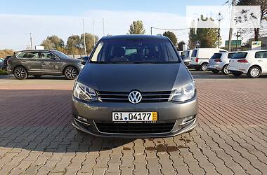 Минивэн Volkswagen Sharan 2015 в Хмельницком