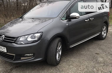 Минивэн Volkswagen Sharan 2012 в 