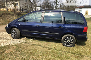 Минивэн Volkswagen Sharan 2002 в Каховке