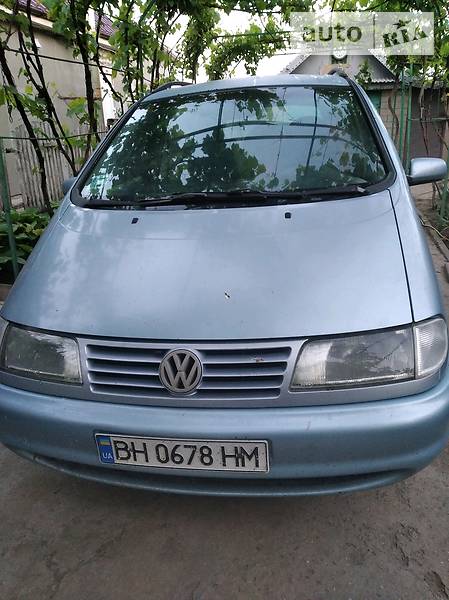 Минивэн Volkswagen Sharan 1998 в Килии