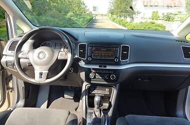 Универсал Volkswagen Sharan 2011 в Стрые