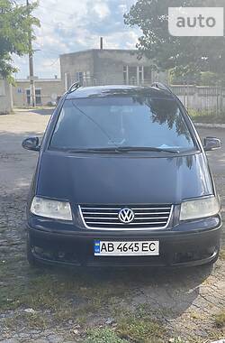 Минивэн Volkswagen Sharan 2004 в Виннице