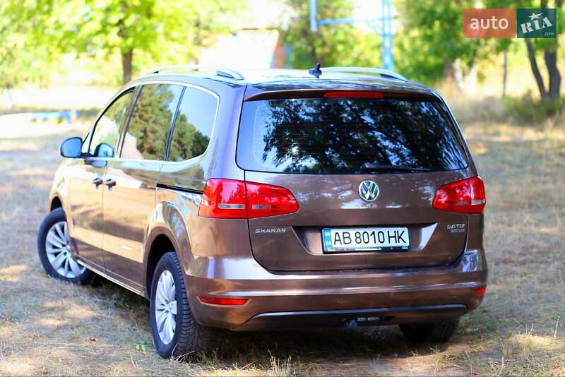 Минивэн Volkswagen Sharan 2011 в Гайсине