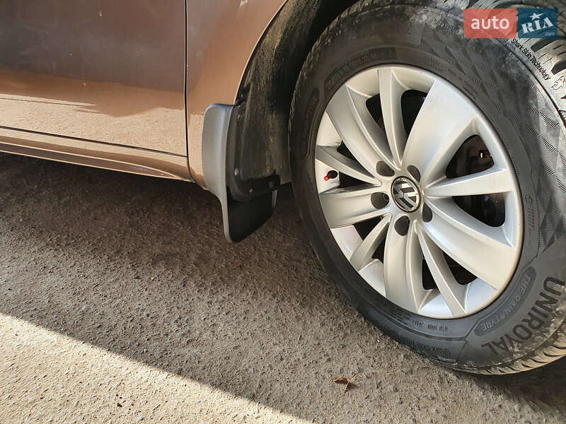 Минивэн Volkswagen Sharan 2011 в Гайсине