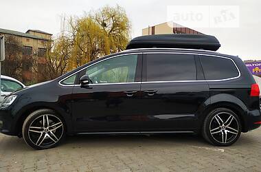 Універсал Volkswagen Sharan 2012 в Чернівцях