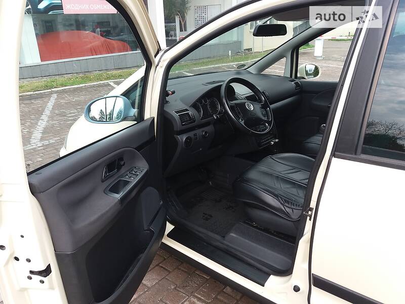 Універсал Volkswagen Sharan 2007 в Рівному