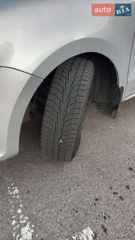 Минивэн Volkswagen Sharan 2011 в Ровно