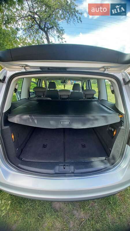 Минивэн Volkswagen Sharan 2011 в Ровно