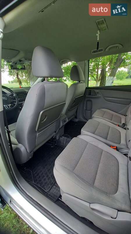 Минивэн Volkswagen Sharan 2011 в Ровно