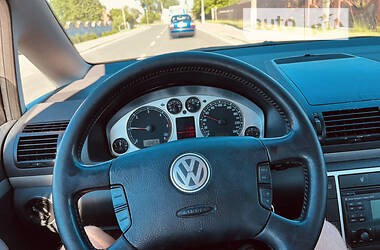 Минивэн Volkswagen Sharan 2007 в Городке