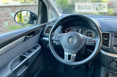 Мінівен Volkswagen Sharan 2012 в Тернополі