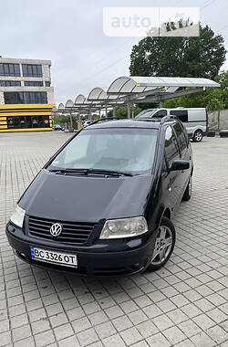 Минивэн Volkswagen Sharan 2003 в Львове