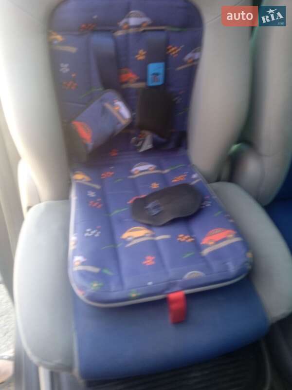 Минивэн Volkswagen Sharan 1999 в Тростянце