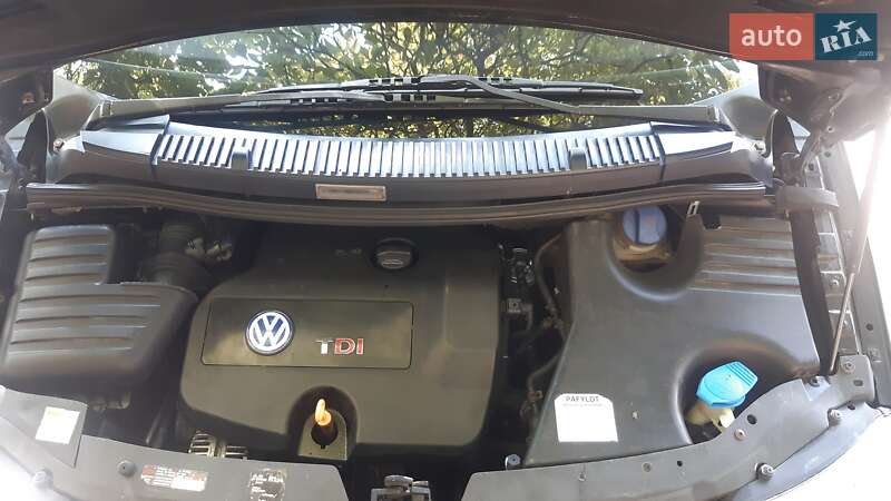 Мінівен Volkswagen Sharan 2001 в Ужгороді