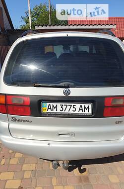 Минивэн Volkswagen Sharan 1999 в Андрушевке