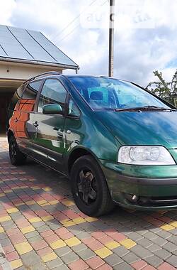 Мінівен Volkswagen Sharan 2001 в Чернівцях