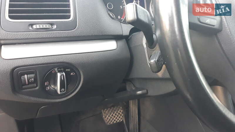 Минивэн Volkswagen Sharan 2012 в Хмельницком