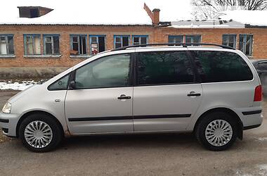 Минивэн Volkswagen Sharan 2002 в Хмельнике