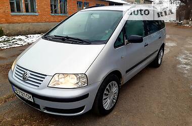 Минивэн Volkswagen Sharan 2002 в Хмельнике