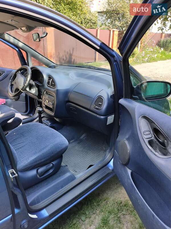Минивэн Volkswagen Sharan 1996 в Чернигове фото 17 Минивэн Volkswagen Sharan 1996 в Чернигове