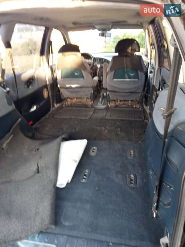 Мінівен Volkswagen Sharan 1998 в Києві