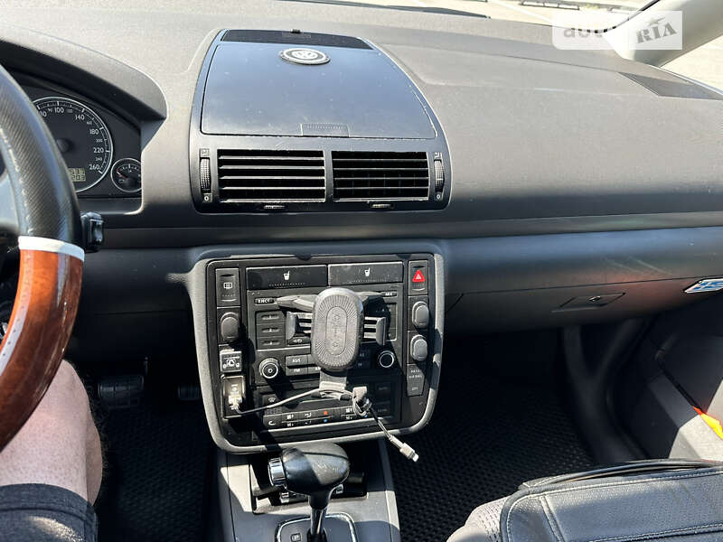 Минивэн Volkswagen Sharan 2007 в Киеве