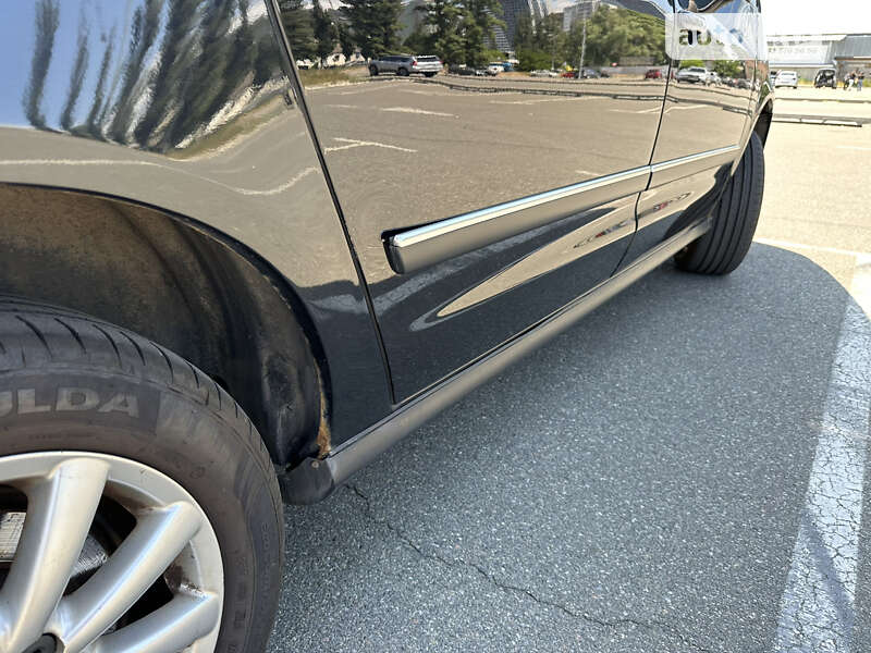 Минивэн Volkswagen Sharan 2007 в Киеве