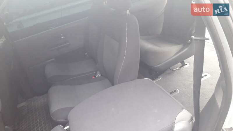 Минивэн Volkswagen Sharan 2009 в Сокале
