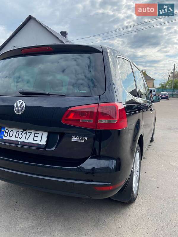 Минивэн Volkswagen Sharan 2011 в Дубно