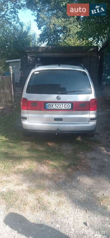 Минивэн Volkswagen Sharan 2001 в Хмельницком