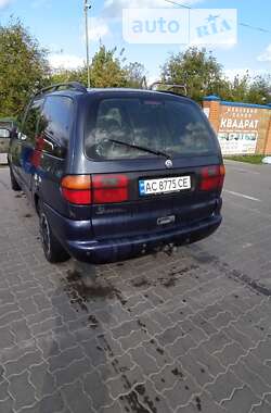 Минивэн Volkswagen Sharan 1997 в Владимир-Волынском