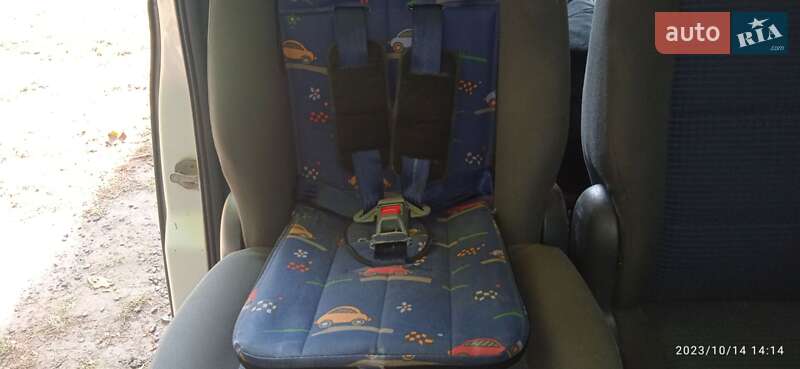 Минивэн Volkswagen Sharan 2001 в Хмельницком