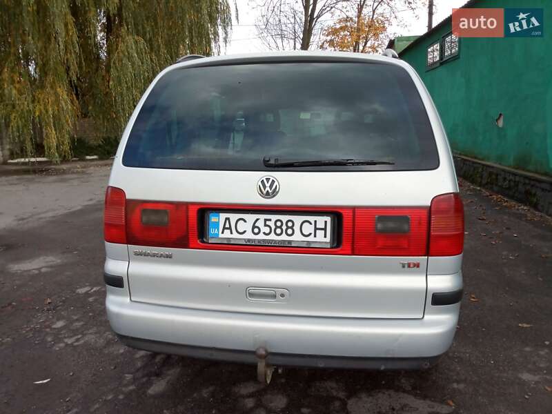Мінівен Volkswagen Sharan 2001 в Костопілі