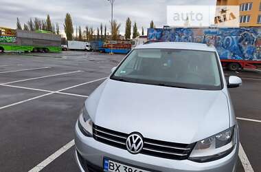 Минивэн Volkswagen Sharan 2012 в Каменец-Подольском
