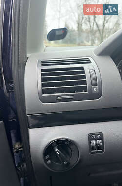 Минивэн Volkswagen Sharan 2003 в Краматорске