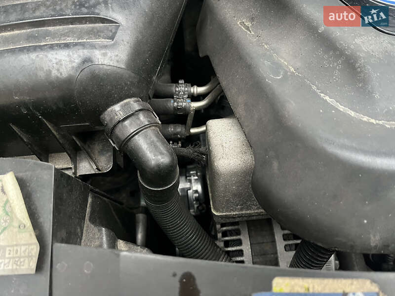 Мінівен Volkswagen Sharan 2003 в Краматорську