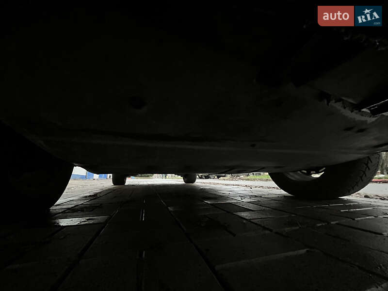 Мінівен Volkswagen Sharan 2003 в Краматорську