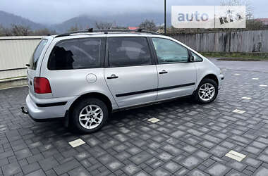 Минивэн Volkswagen Sharan 2000 в Сваляве