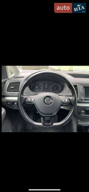 Мінівен Volkswagen Sharan 2017 в Дунаївцях