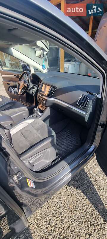 Минивэн Volkswagen Sharan 2011 в Ковеле