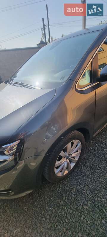 Минивэн Volkswagen Sharan 2011 в Ковеле