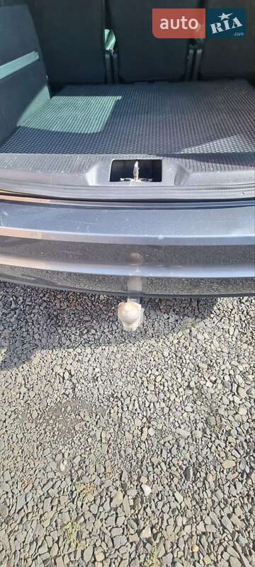 Минивэн Volkswagen Sharan 2011 в Ковеле