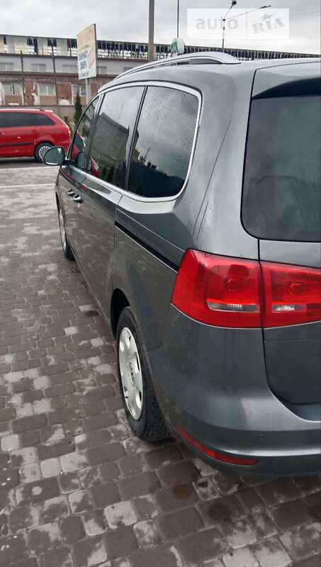 Минивэн Volkswagen Sharan 2011 в Шептицькому