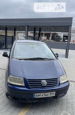 Мінівен Volkswagen Sharan 2000 в Житомирі