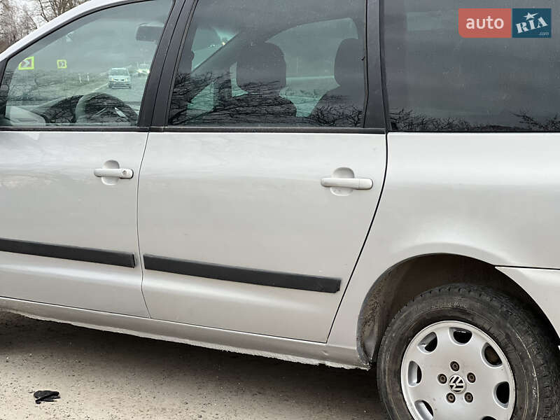 Минивэн Volkswagen Sharan 2000 в Тернополе