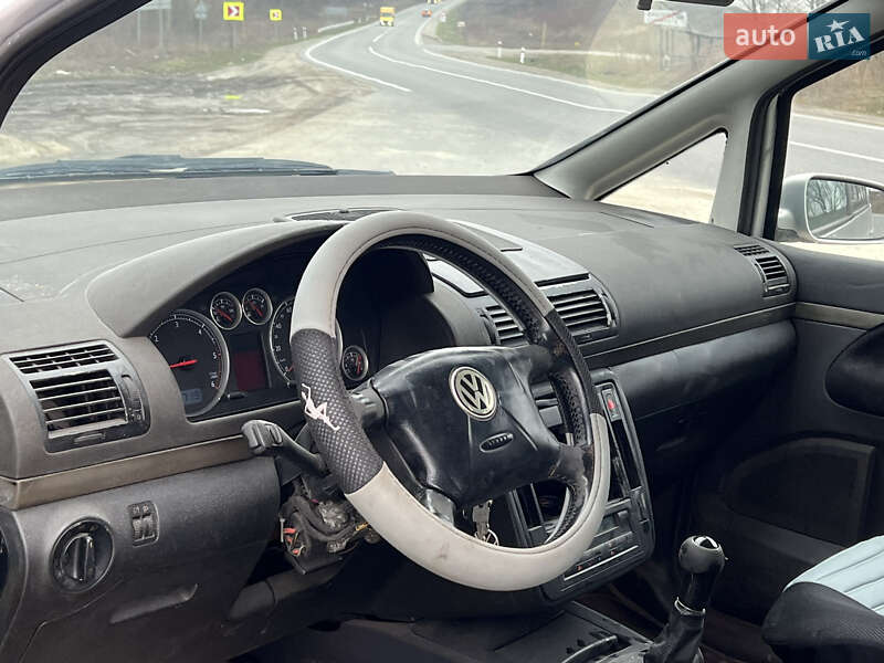 Минивэн Volkswagen Sharan 2000 в Тернополе