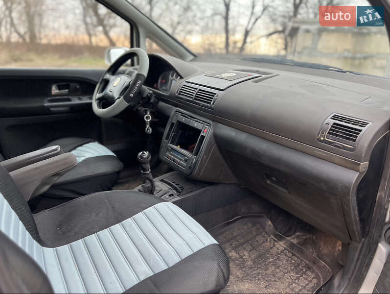 Минивэн Volkswagen Sharan 2000 в Тернополе