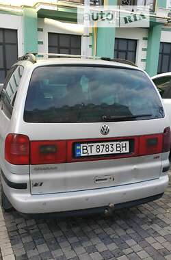 Минивэн Volkswagen Sharan 2001 в Ирпене