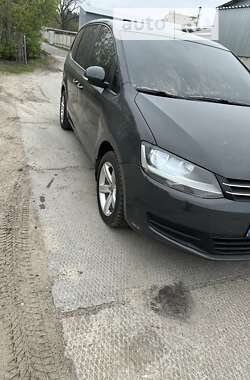 Минивэн Volkswagen Sharan 2010 в Харькове