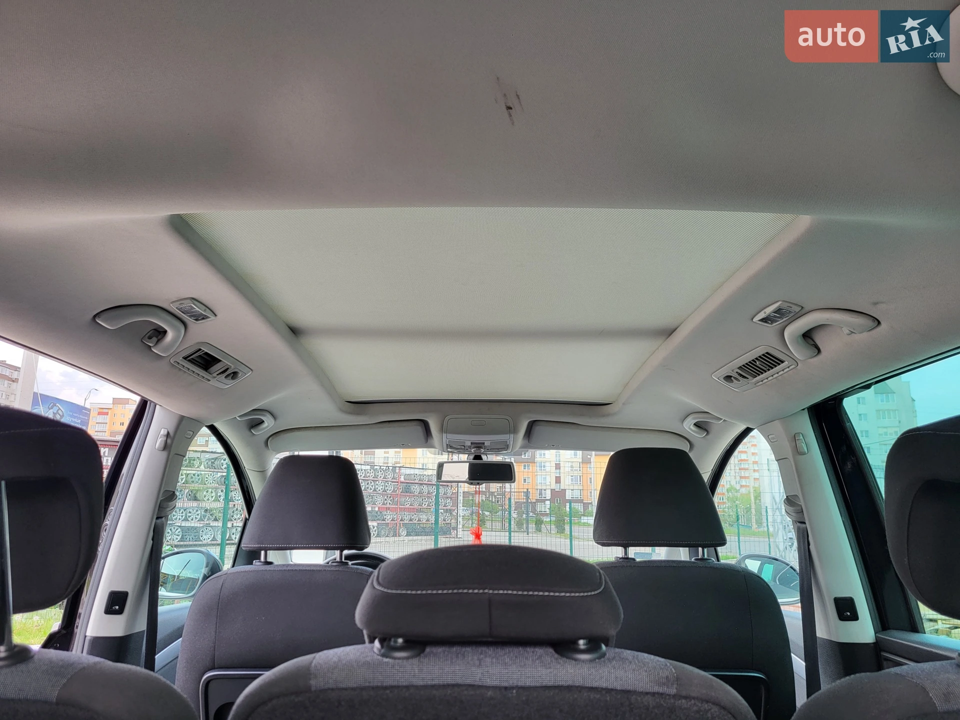 2012 Volkswagen Sharan - мініатюра 16